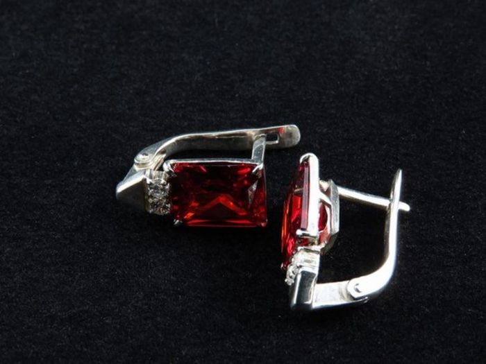 Серьги из серебра с фианитами - 14