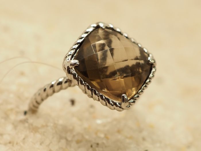 серебреное кольцо с раух-топазом-477